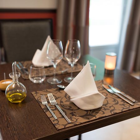 Mercure Maintenon Exterior foto